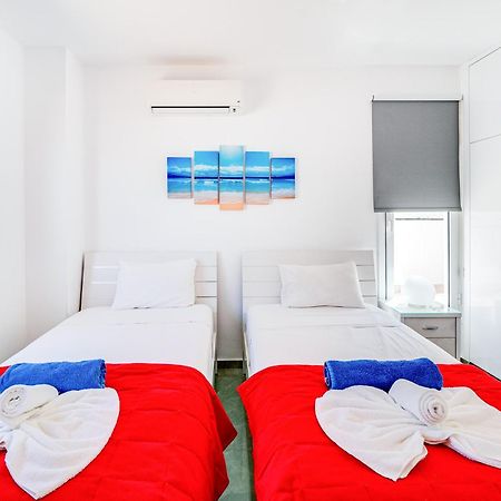 Beach Front Aqua Marina By Ezoria Villas Paralimni Dış mekan fotoğraf