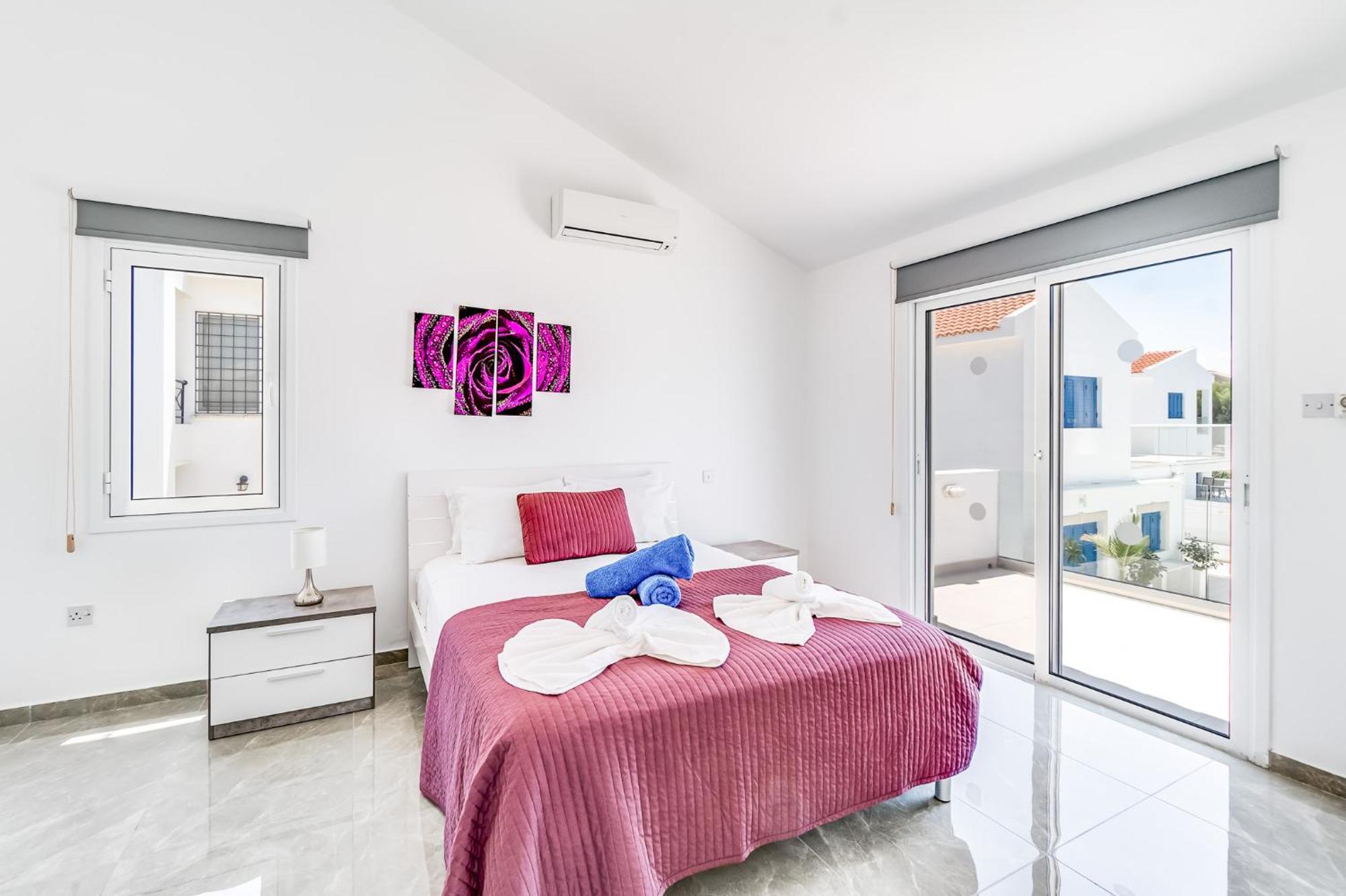 Beach Front Aqua Marina By Ezoria Villas Paralimni Dış mekan fotoğraf